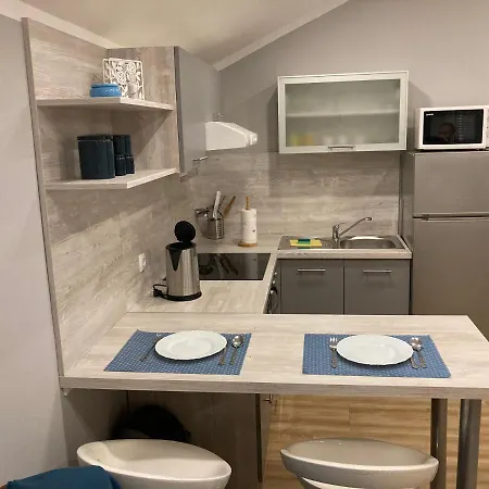 Apartman Turanj Exteriér fotografie