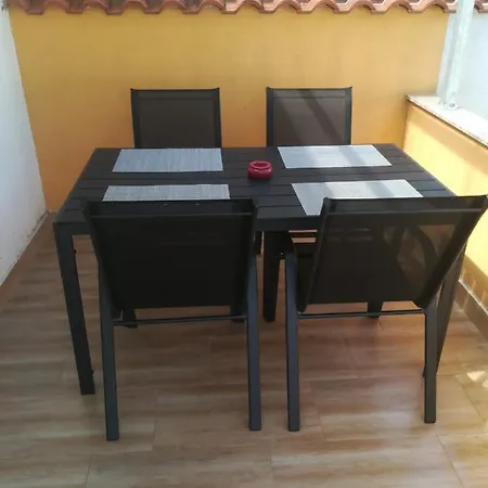 Apartman Turanj Exteriér fotografie