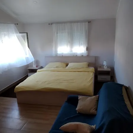 Apartman Turanj Pokoj fotografie