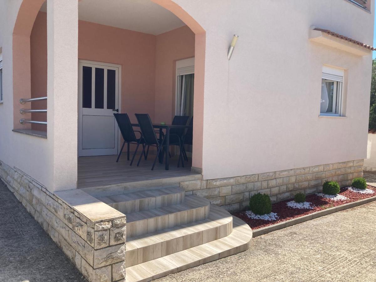 Apartman Turanj *